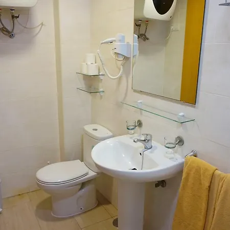 厄瓜多尔公寓 *